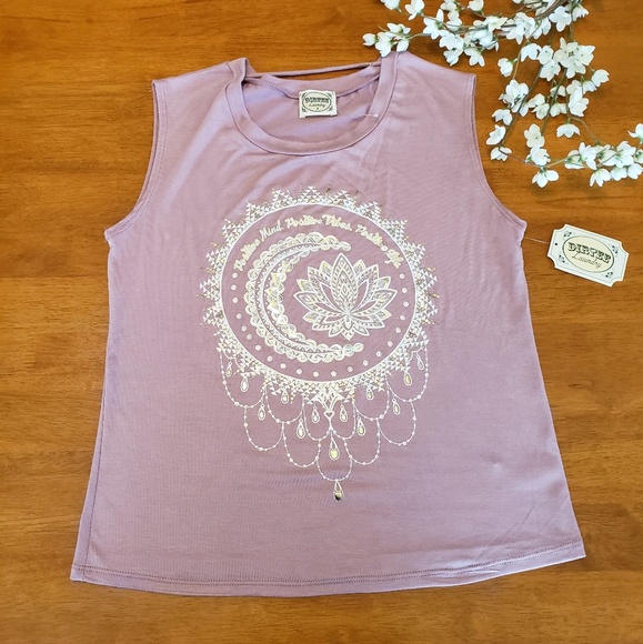 Dirty Laundry Tops - 🎉🛍HP🛍🎉Dirtee Laundry Top